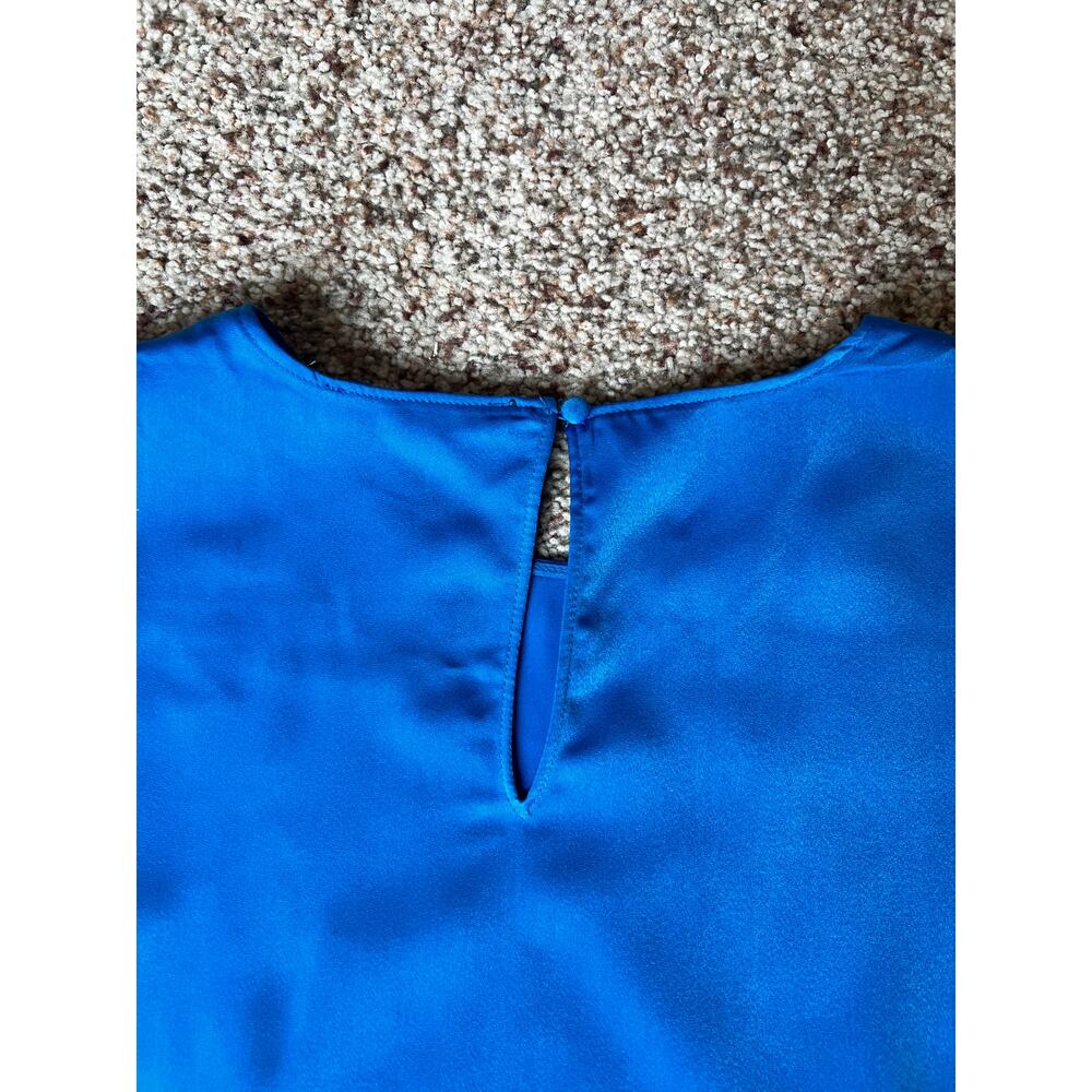 Banana Republic Tank/Shell, Small, Blue, Lightweight, Office, Sleeveless - Picture 8 of 8